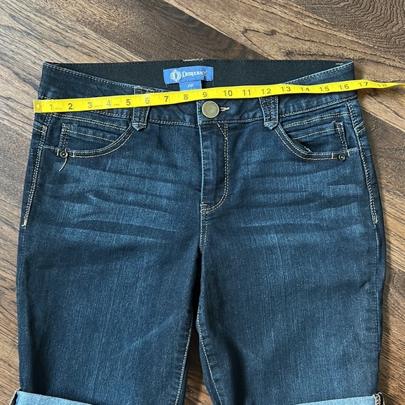 Democracy “Ab” Solution Stretch Denim Shorts - Picture 6 of 12